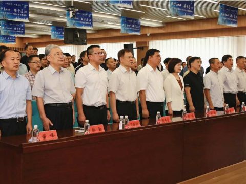 “戎马归来 荣耀和平”和平区举行退役军人企业家联合会成立大会