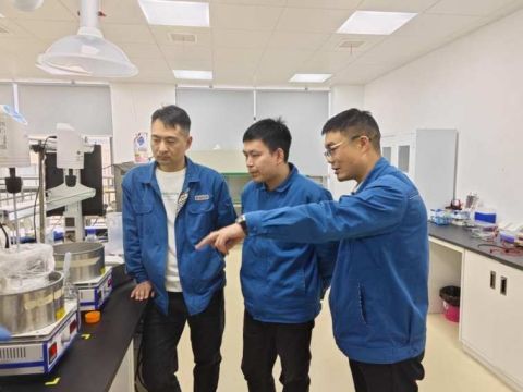 江西兴国县：党建引领促发展 三个关键显担当