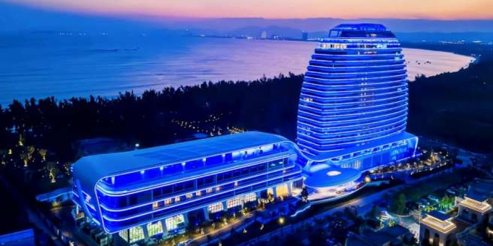 海南文旅添活力 三正大爱谱新篇——海南三正月酒店以“月”为媒打造文旅新风尚