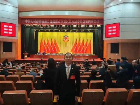 曾国华：履职尽责显担当 为民服务践初心