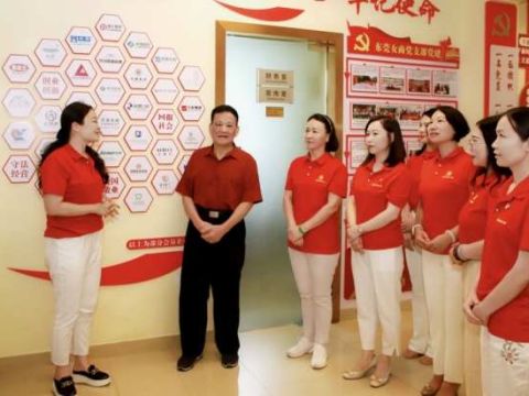 东莞女商党支部举办跨越甲子的&ldquo;铁血精神&rdquo;主题党日活动