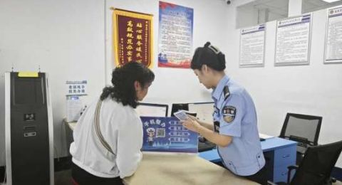 甘肃临夏市车管服务“零距离” 政务温情暖人心