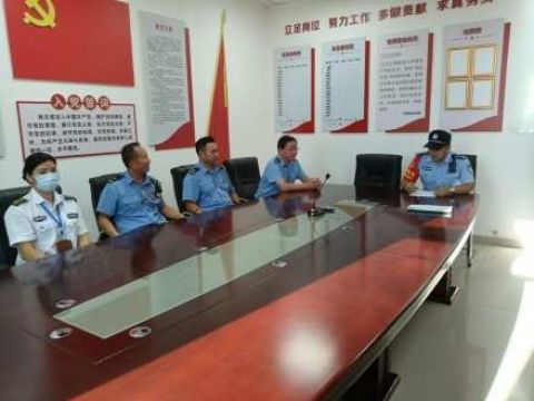 &ldquo;巡&rdquo;&ldquo;访&rdquo;&ldquo;宣&rdquo;多管齐下&nbsp;宁都站铁路派出所筑牢线路安全防线