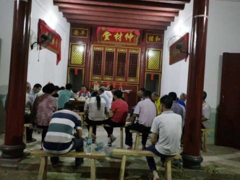 “祠堂话事”江西安远县塘村乡三联村基层治理模式的实践