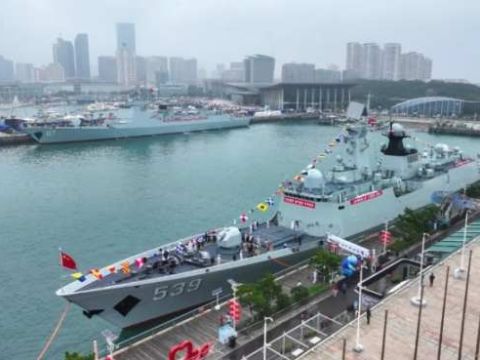 硬核亮剑！青岛，不愧为&ldquo;海军名城&rdquo;