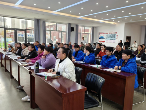 河北献县：开展红十字救护员培训活动