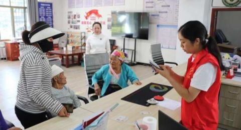 云南勐海勐往：政务服务沉底 情暖民心