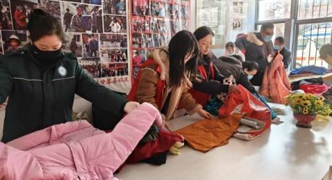 河北沧州丨兴元社区开展爱心衣物捐赠转运活动