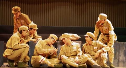 旋律与灵魂的交织：评音乐剧《我要找到你》