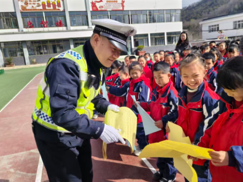 【平安守护】甘肃天水麦积区公安：深耕校园安全治理 守护青春向阳生长