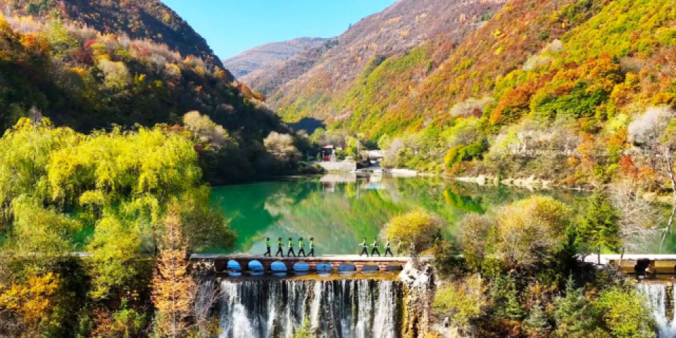 陇上江南春正好 藏蓝护游筑平安&mdash;&mdash;甘肃陇南公安创新文旅警务护航全域旅游高质量发展