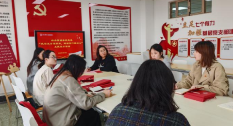 河北工业大学：政治生日话担当 砥砺前行践初心