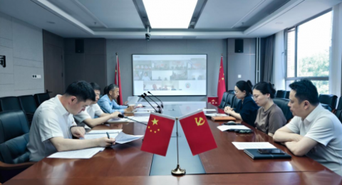 深化专题学习  筑牢廉洁根基  树立践行正确政绩观