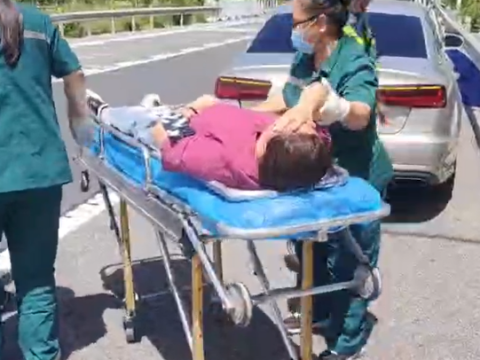 危急！烈日下的生命救援