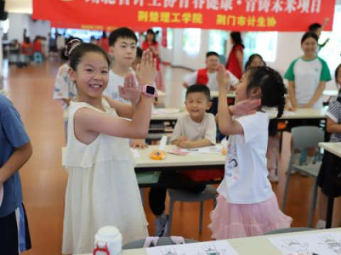 守护当&ldquo;夏&rdquo; 筑梦乡野&mdash;&mdash;荆楚理工学院医学部青年学子以专业底色绘就乡村振兴健康画卷