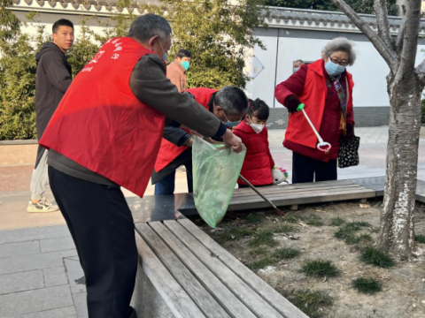 江苏无锡梁溪区靖海新村社区喜兔乐元宵