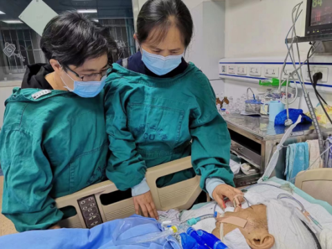 关怀的高度--来自四川宜宾市珙县巡场镇新桥社区“生命关怀”寻访记